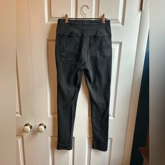 Black High-rise “Niki” Zipper skinny jeans - Reformation - size 29 - Picture 5 of 5